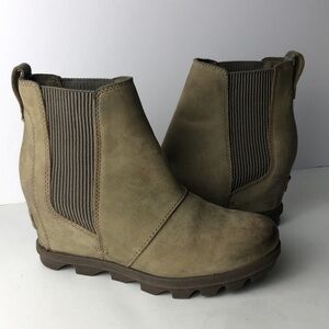 Sorel Lea Joan of Arctic Chelsea Wedge Ankle Boots